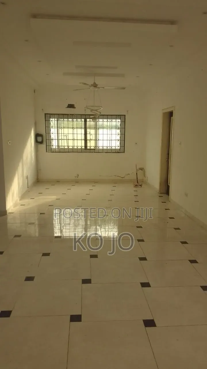 4bdrm House in Nmai-Dzorn for rent