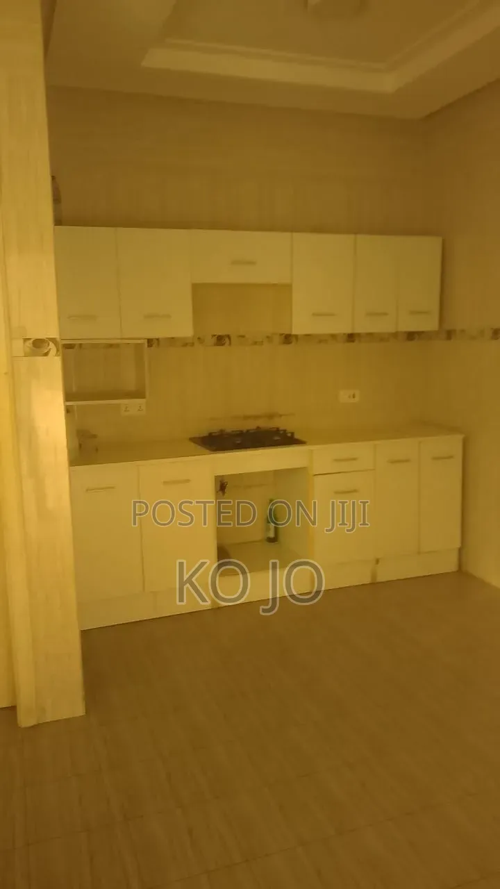 4bdrm House in Nmai-Dzorn for rent