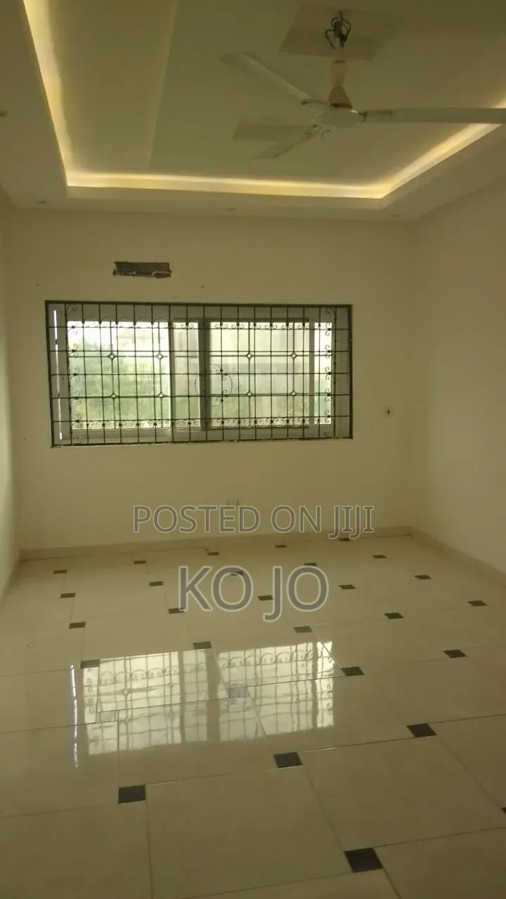 4bdrm House in Nmai-Dzorn for rent