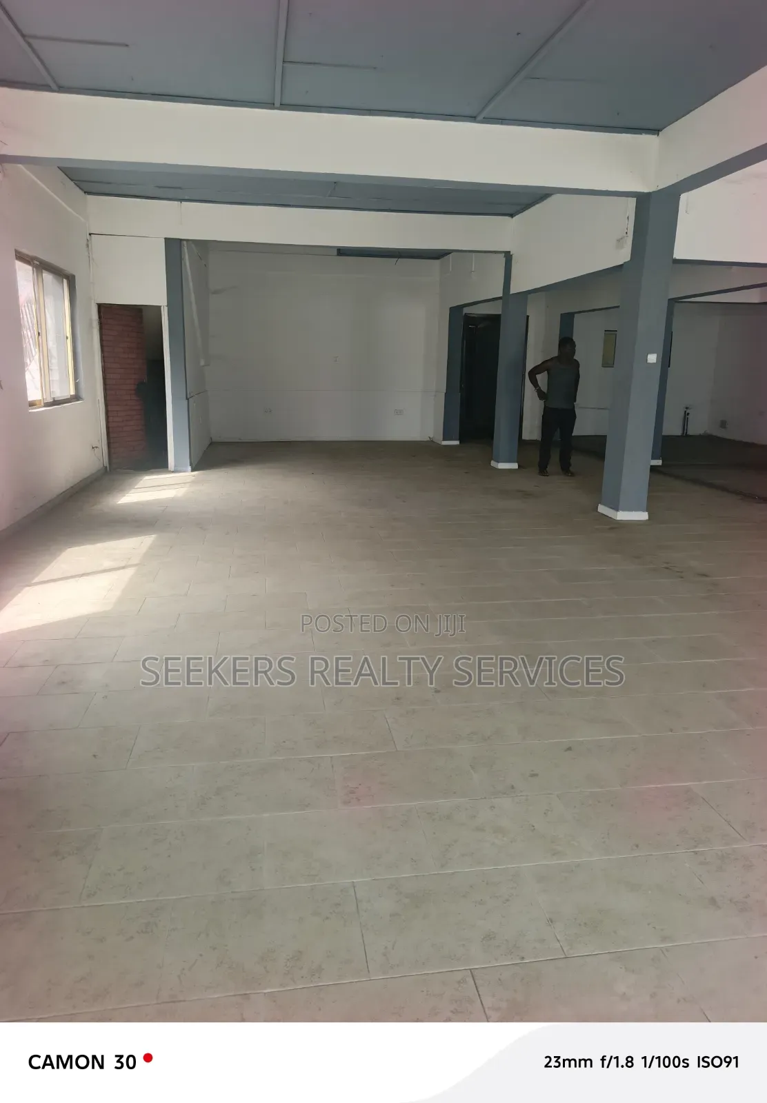 Prime Showroom Space for Rent on Osu Oxford Street