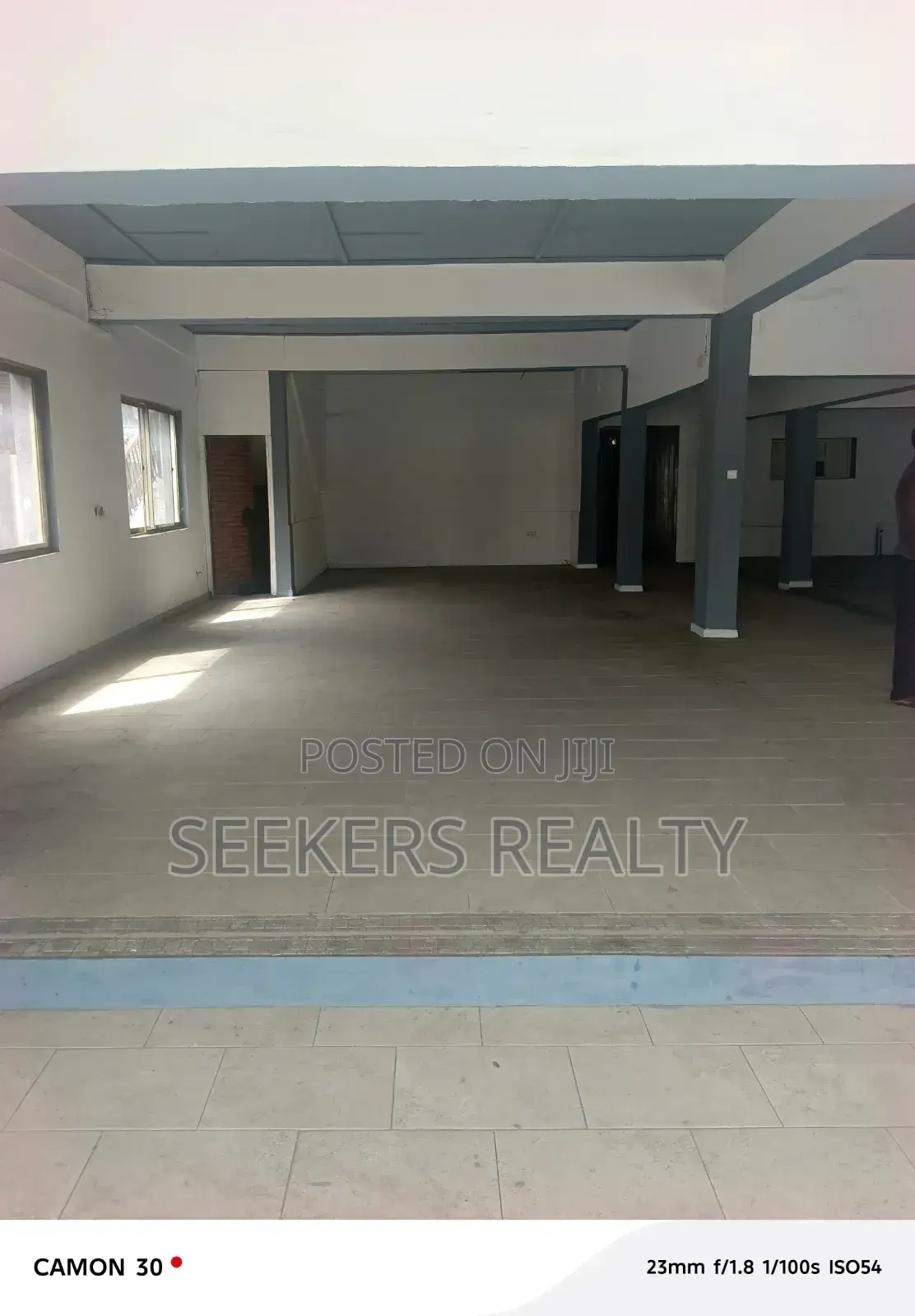 Prime Showroom Space for Rent on Osu Oxford Street