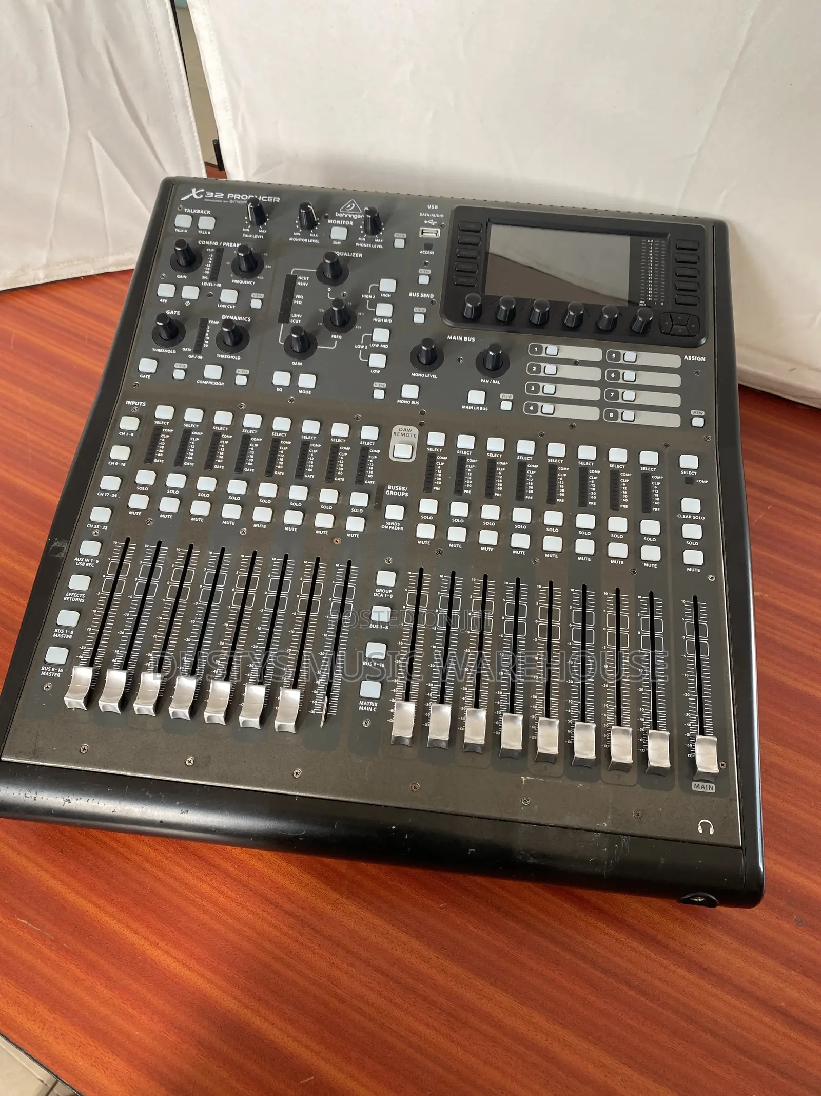 Behringer X32 Producer