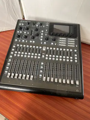 Behringer X32 Producer