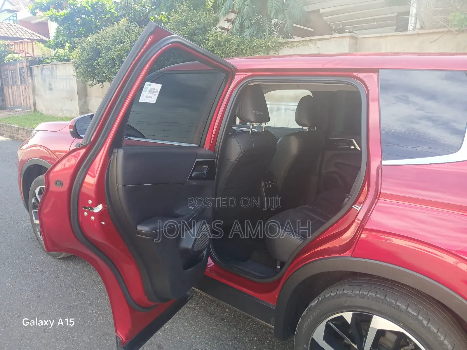 Mitsubishi Outlander SE 2022 Red