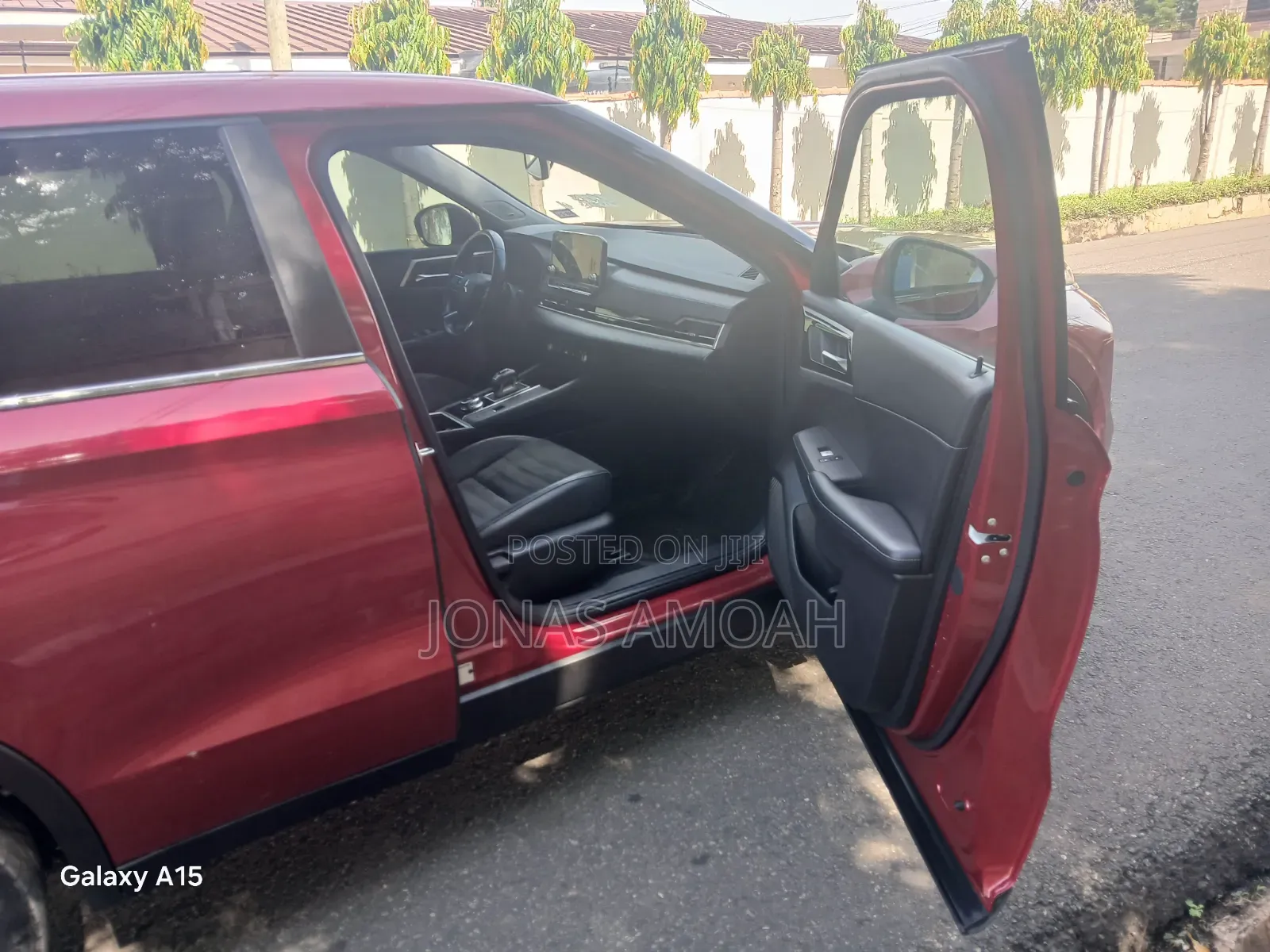 Mitsubishi Outlander SE 2022 Red