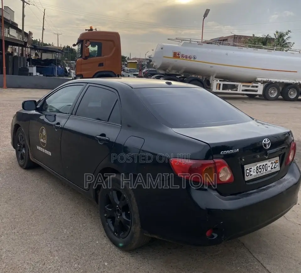 Toyota Corolla 2008 Black