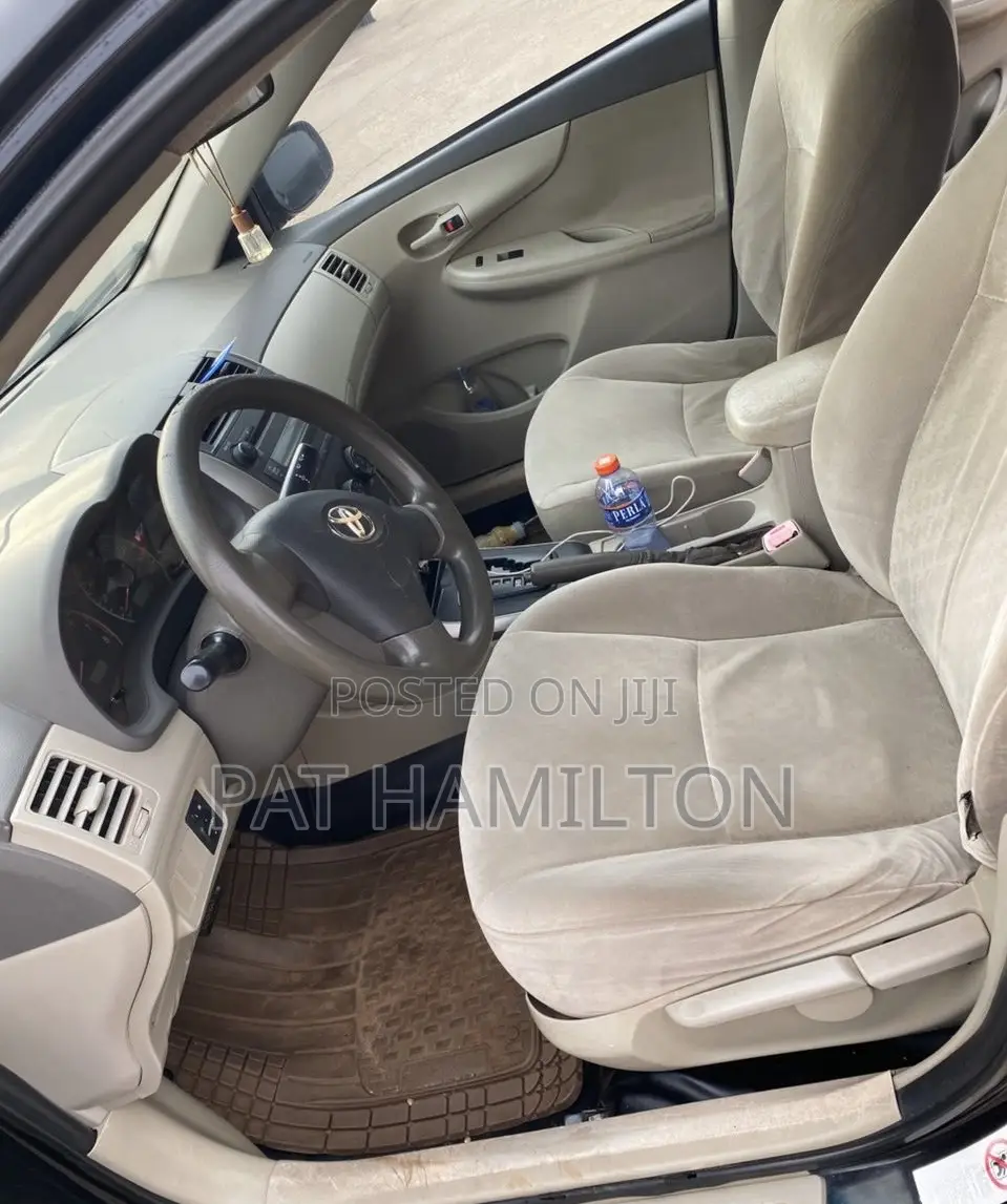 Toyota Corolla 2008 Black