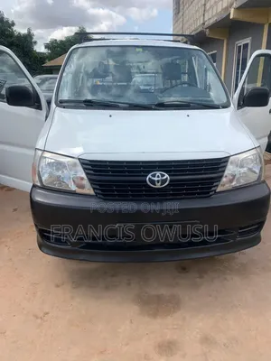 Toyota HiAce 2011 White