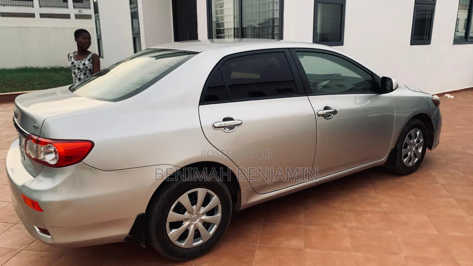 Toyota Corolla LE 4dr Sedan (1.8L 4cyl 4A) 2010 Gray