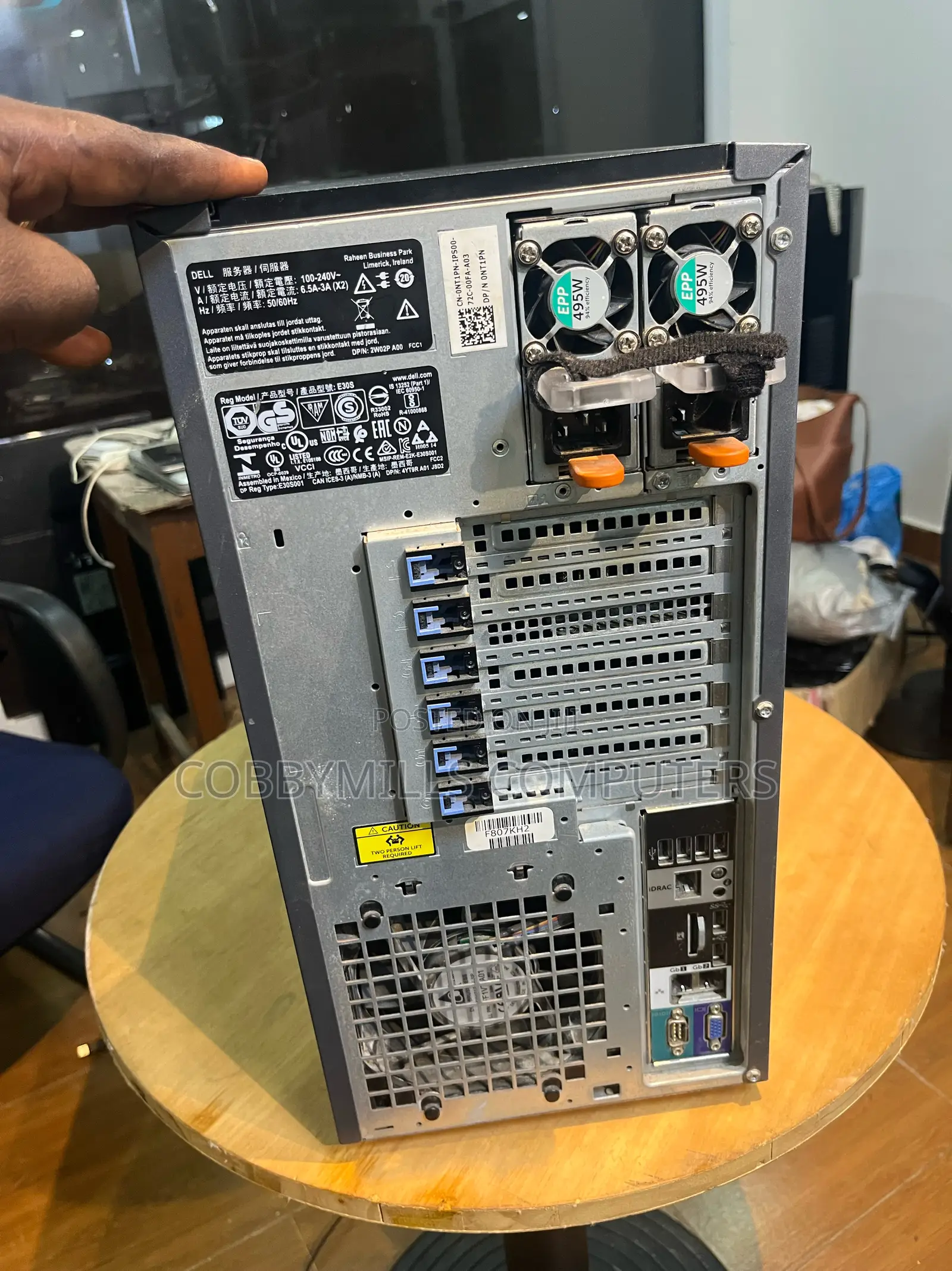 Server Dell PowerEdge T430 16GB Intel Xeon HDD 2T