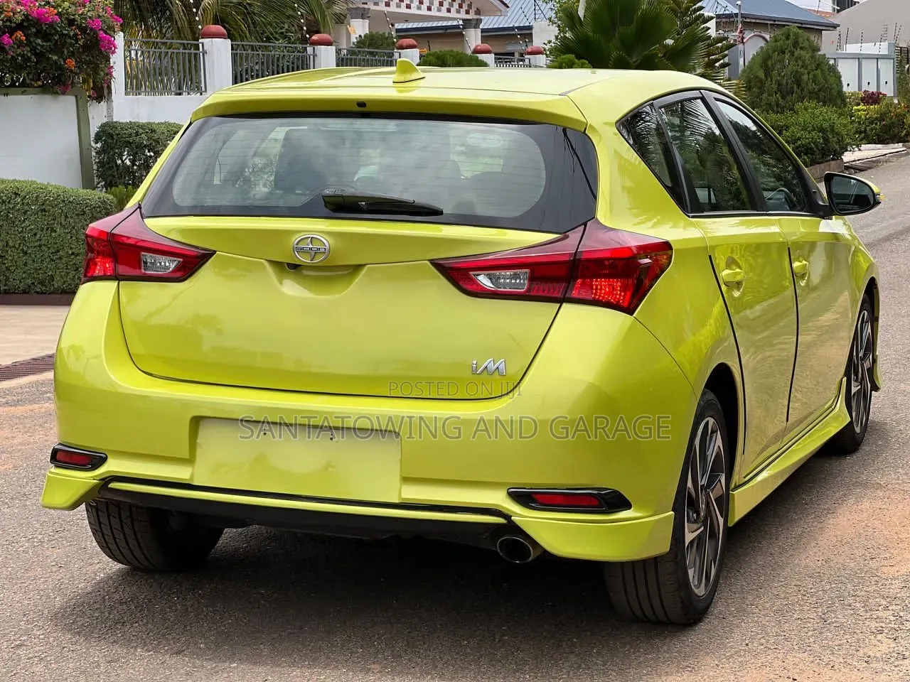 Scion iM Base 2016 Yellow