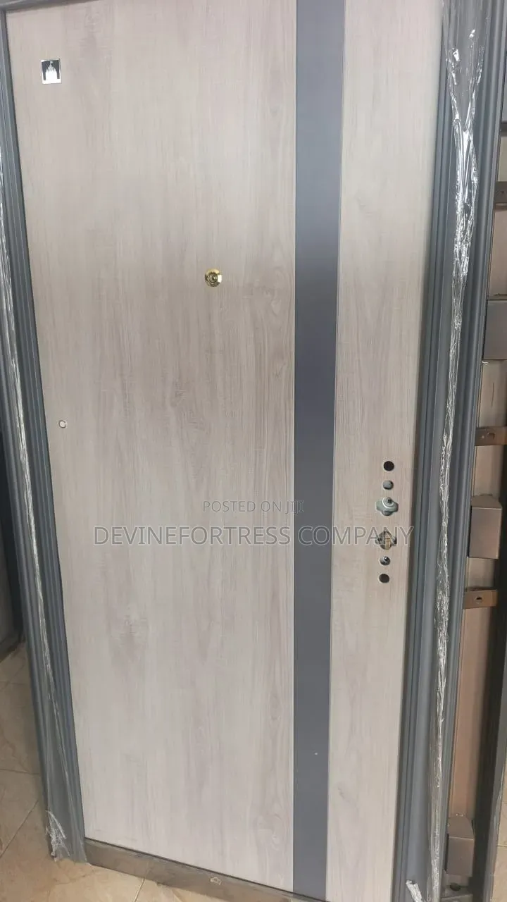 Quality Splendor Smooth Single Door Available in DFF Designs N Colors