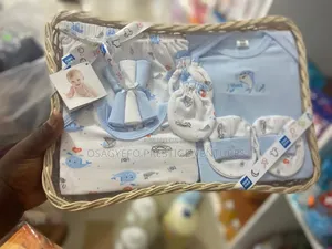 Mee Mee Premium Newborn Gift Set