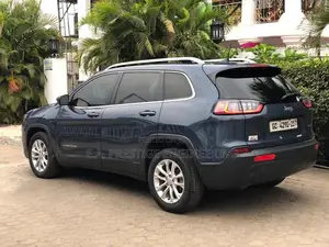 Jeep Cherokee Latitude FWD 2019 Blue
