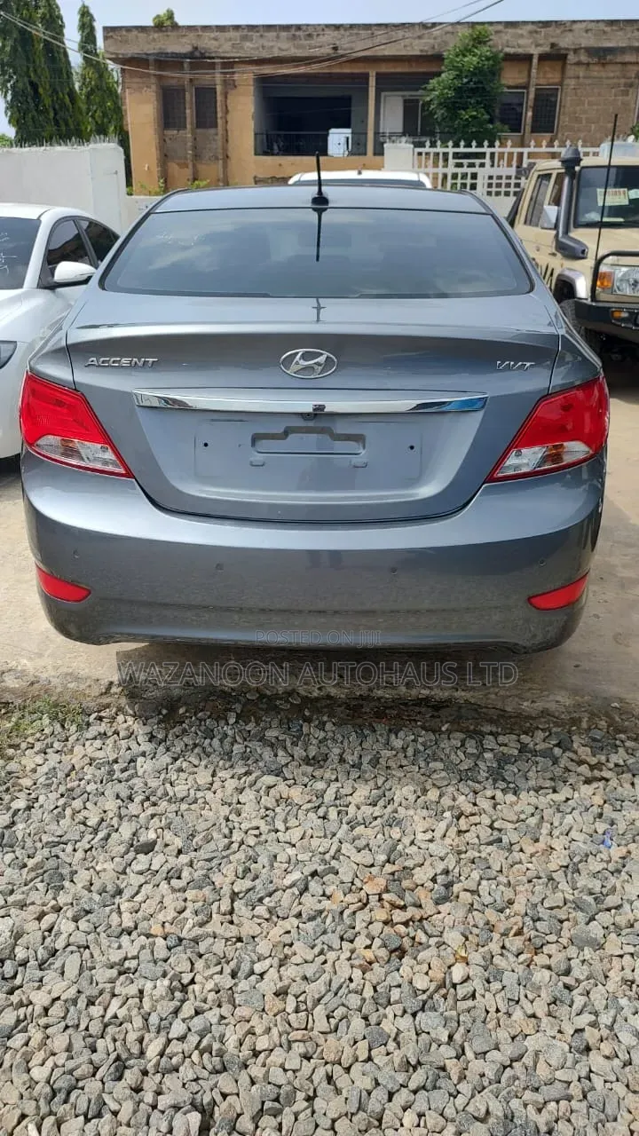Hyundai Accent 2015 Gray