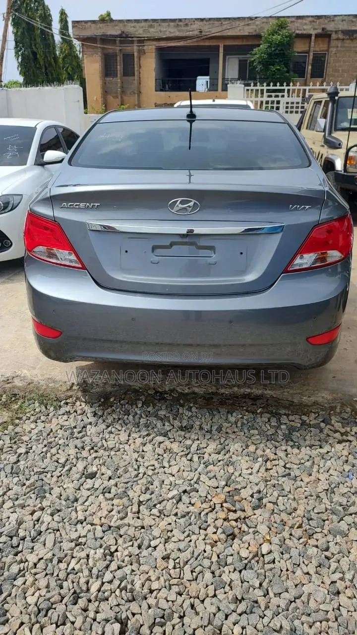 Hyundai Accent 2015 Gray