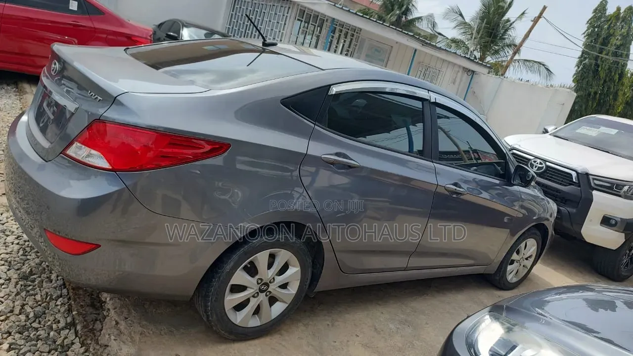 Hyundai Accent 2015 Gray