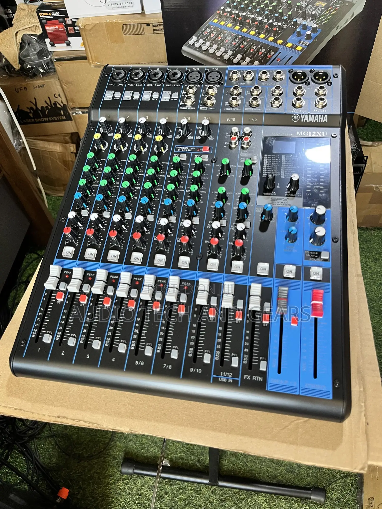 Yamaha Mg12xu 12-Channel Mixer