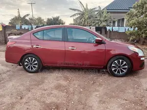 Nissan Versa 1.6 S 4dr Sedan (1.6L 4cyl 4A) 2015 Burgundy