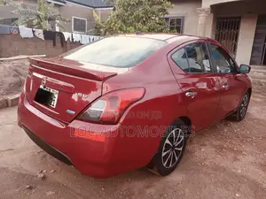 Nissan Versa 1.6 S 4dr Sedan (1.6L 4cyl 4A) 2015 Burgundy