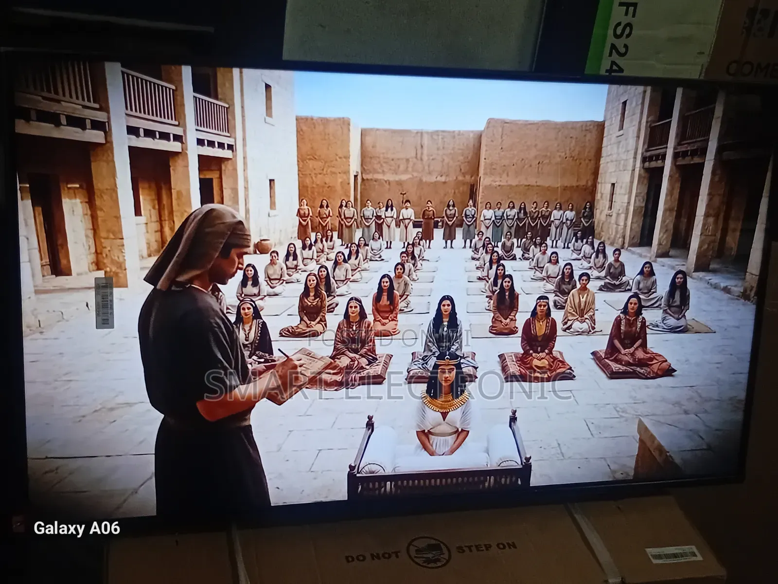 Samsung 43” Smart Tv With Crystal Picture Quality