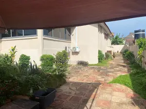 2bdrm House in West Hills Mall Area for rent