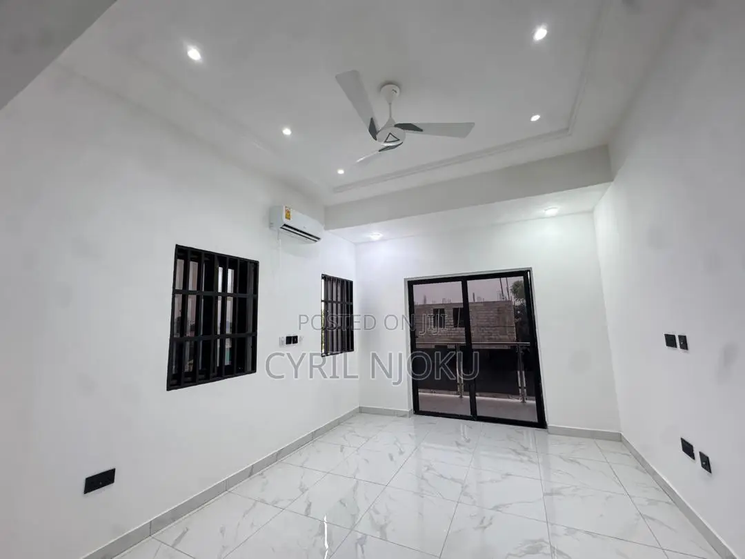 4bdrm Duplex in Housing Down for sale