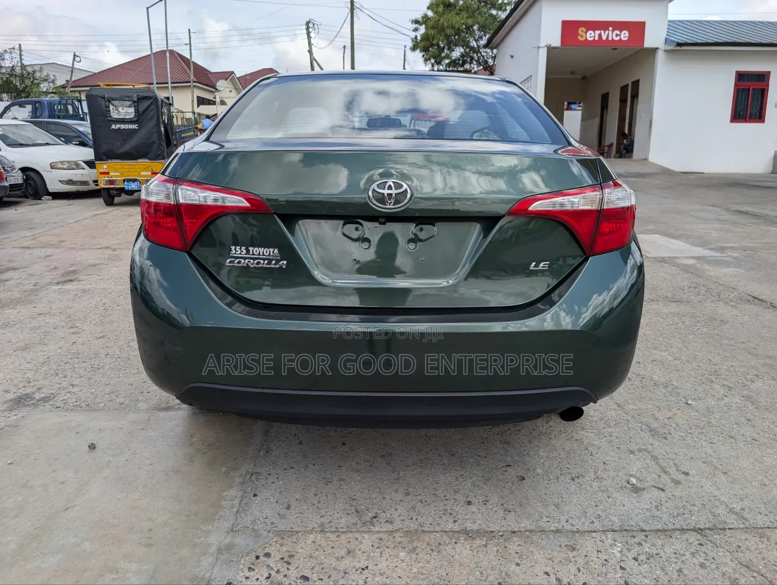 Toyota Corolla LE 4dr Sedan (1.8L 4cyl CVT) 2015 Green
