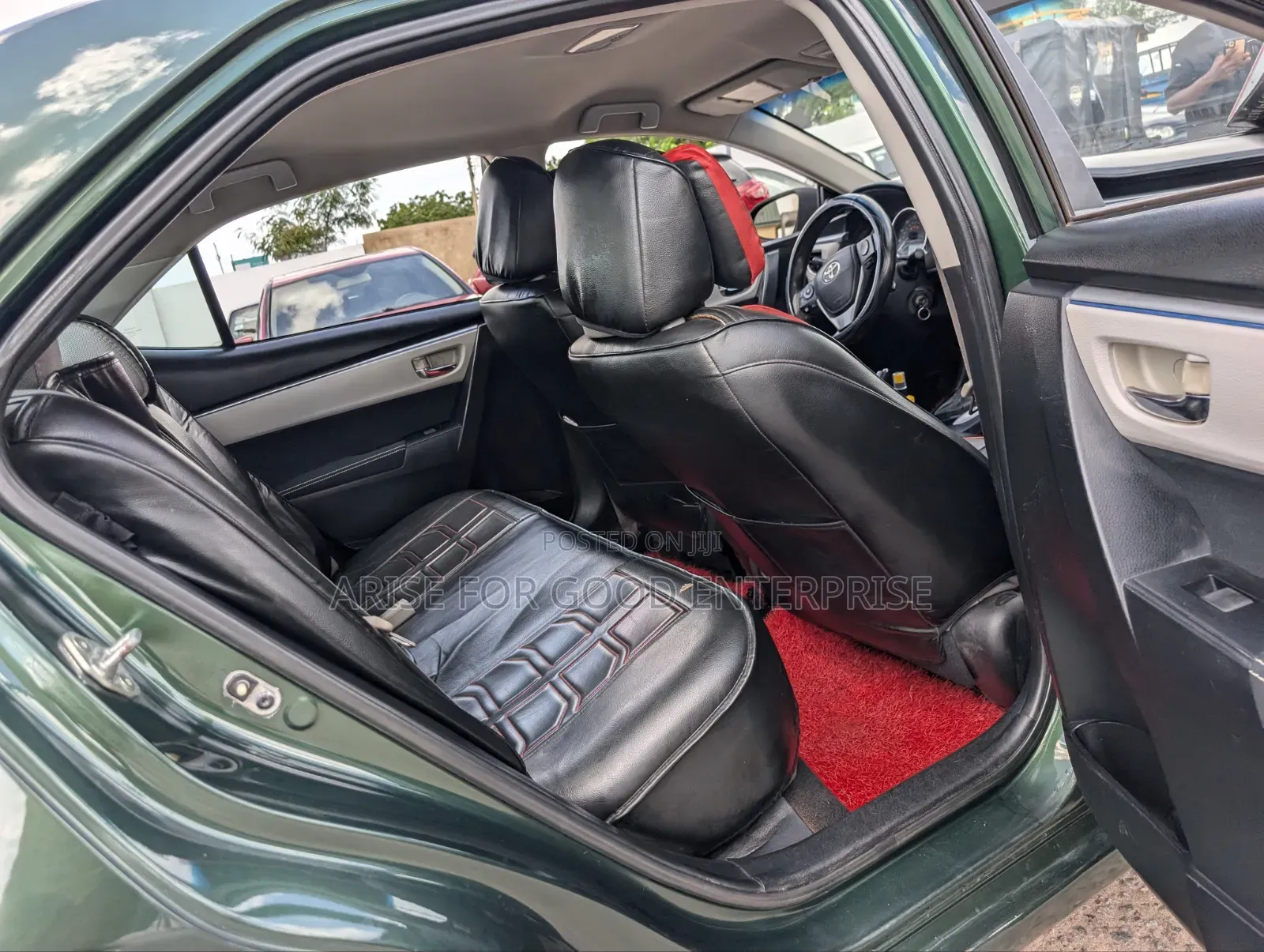 Toyota Corolla LE 4dr Sedan (1.8L 4cyl CVT) 2015 Green