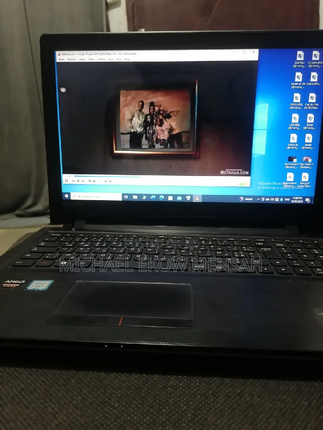 Laptop Lenovo IdeaPad 300 4GB Intel Core i5 HDD 500GB