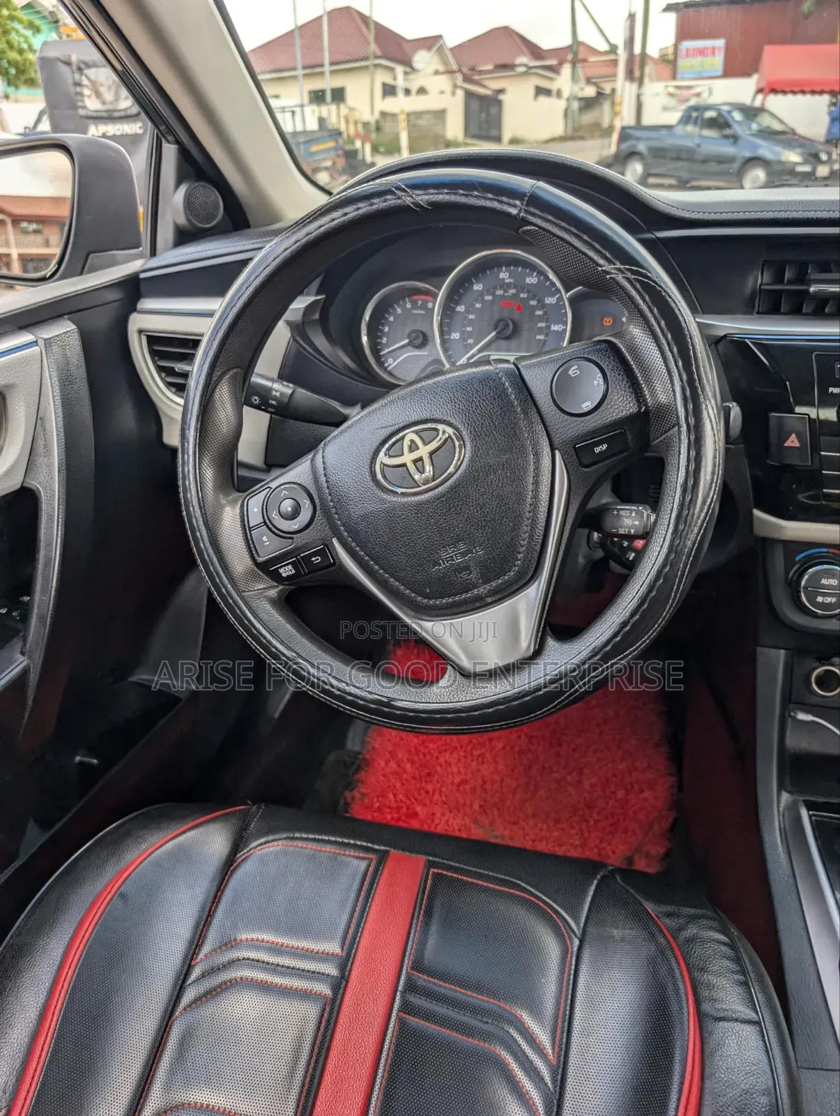 Toyota Corolla LE 4dr Sedan (1.8L 4cyl CVT) 2015 Green