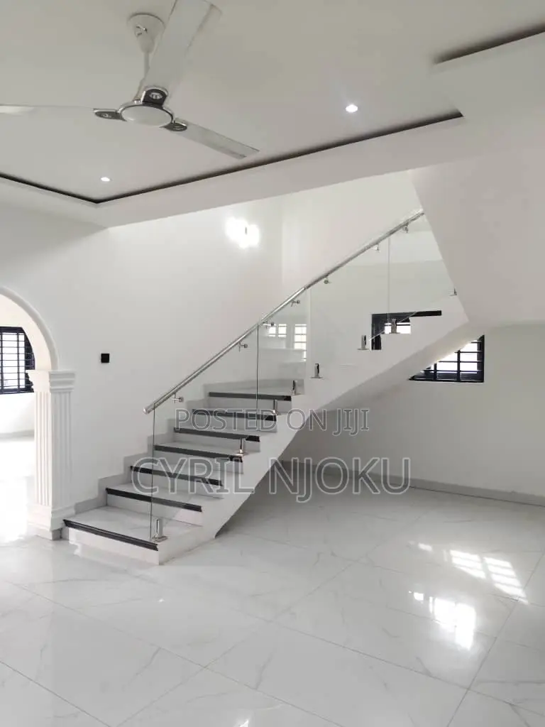 4bdrm Duplex in Accra Metropolitan for sale
