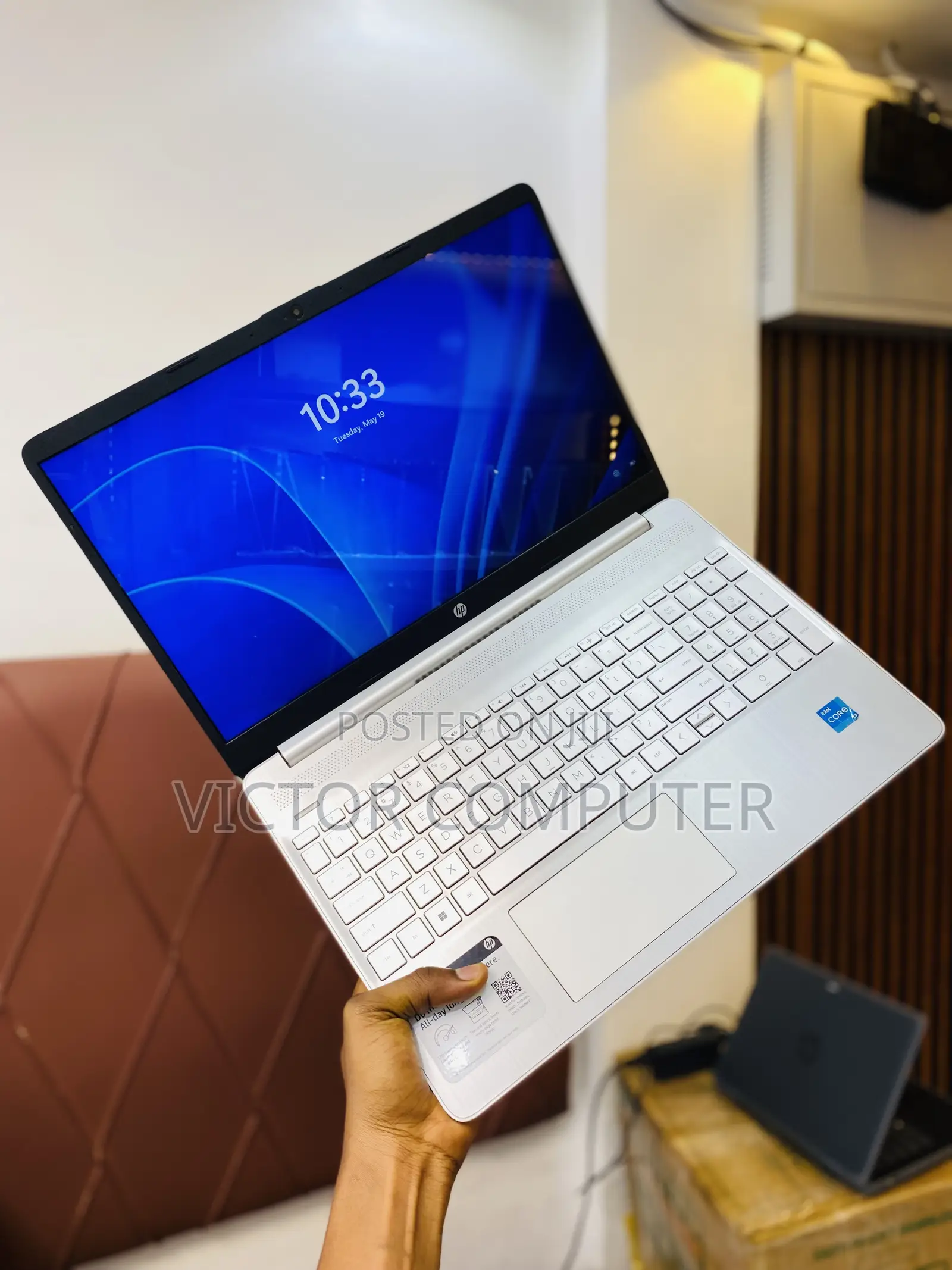Laptop HP 15-dy2075tg 8GB Intel Core i3 SSD 256GB