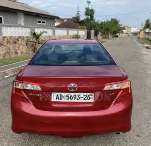 Toyota Camry 2014 Red