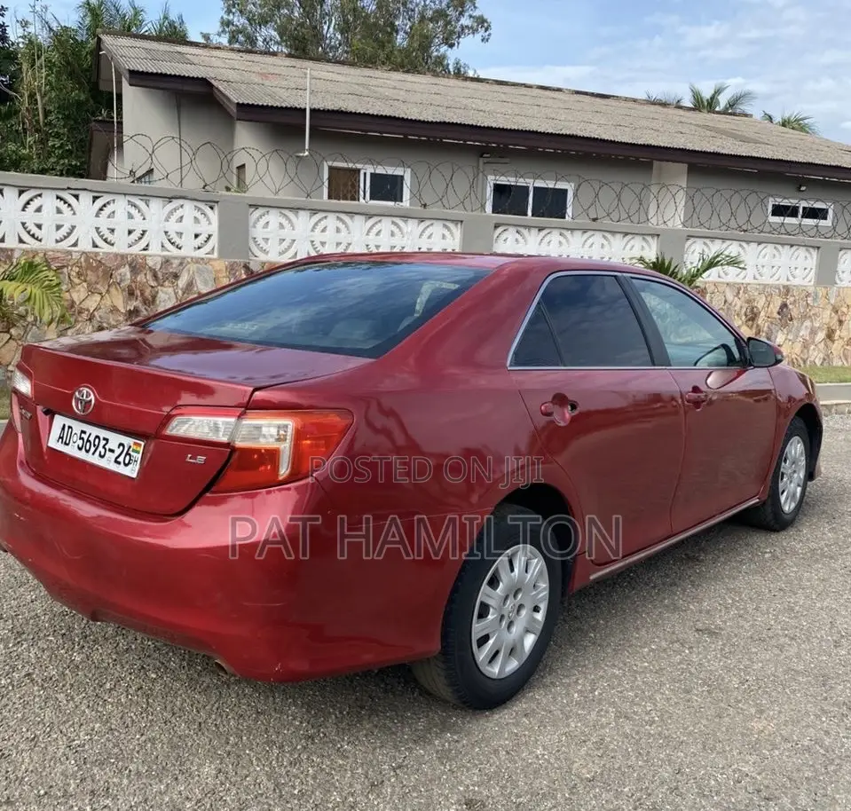Toyota Camry 2014 Red
