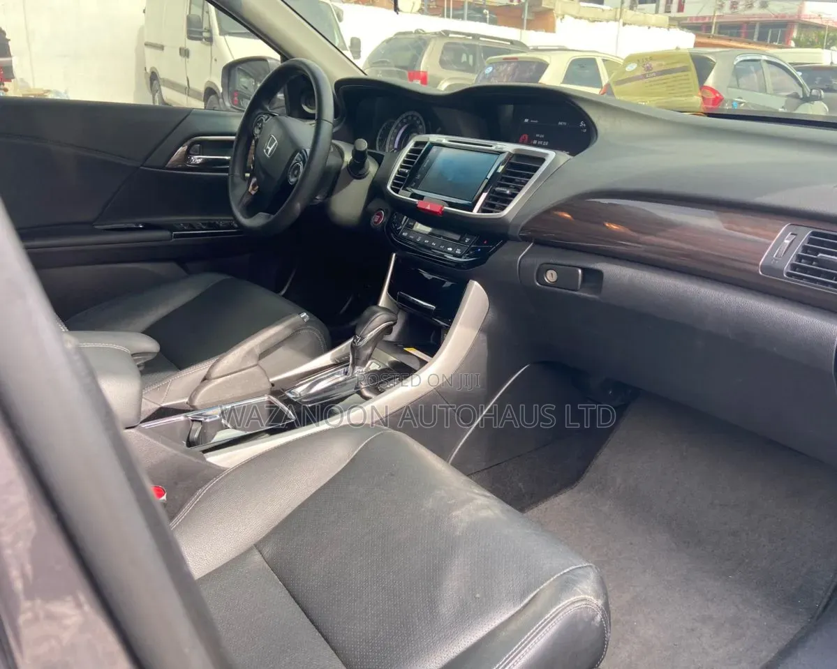 Honda Accord EX-L V6 4dr Sedan FWD (3.5L 6cyl 6A) 2017 Gray