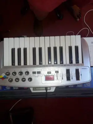 Midi Keyboard
