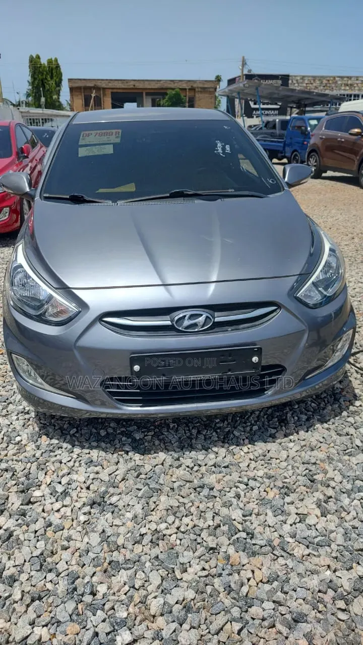 Hyundai Accent 2015 Gray