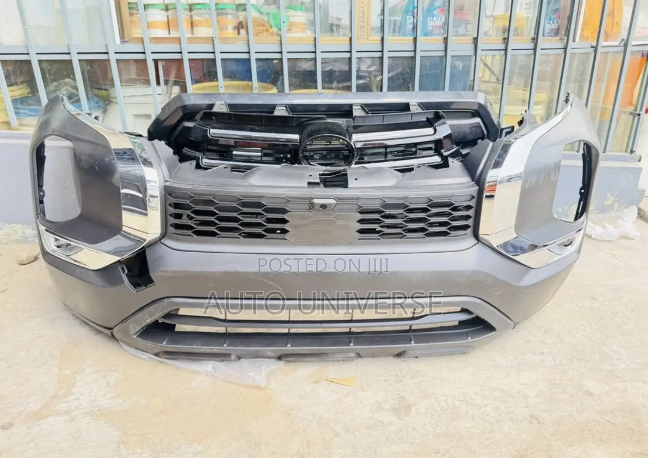 Mistubishi Outlander 2023, 2024, 2025 Complete Bumper Available