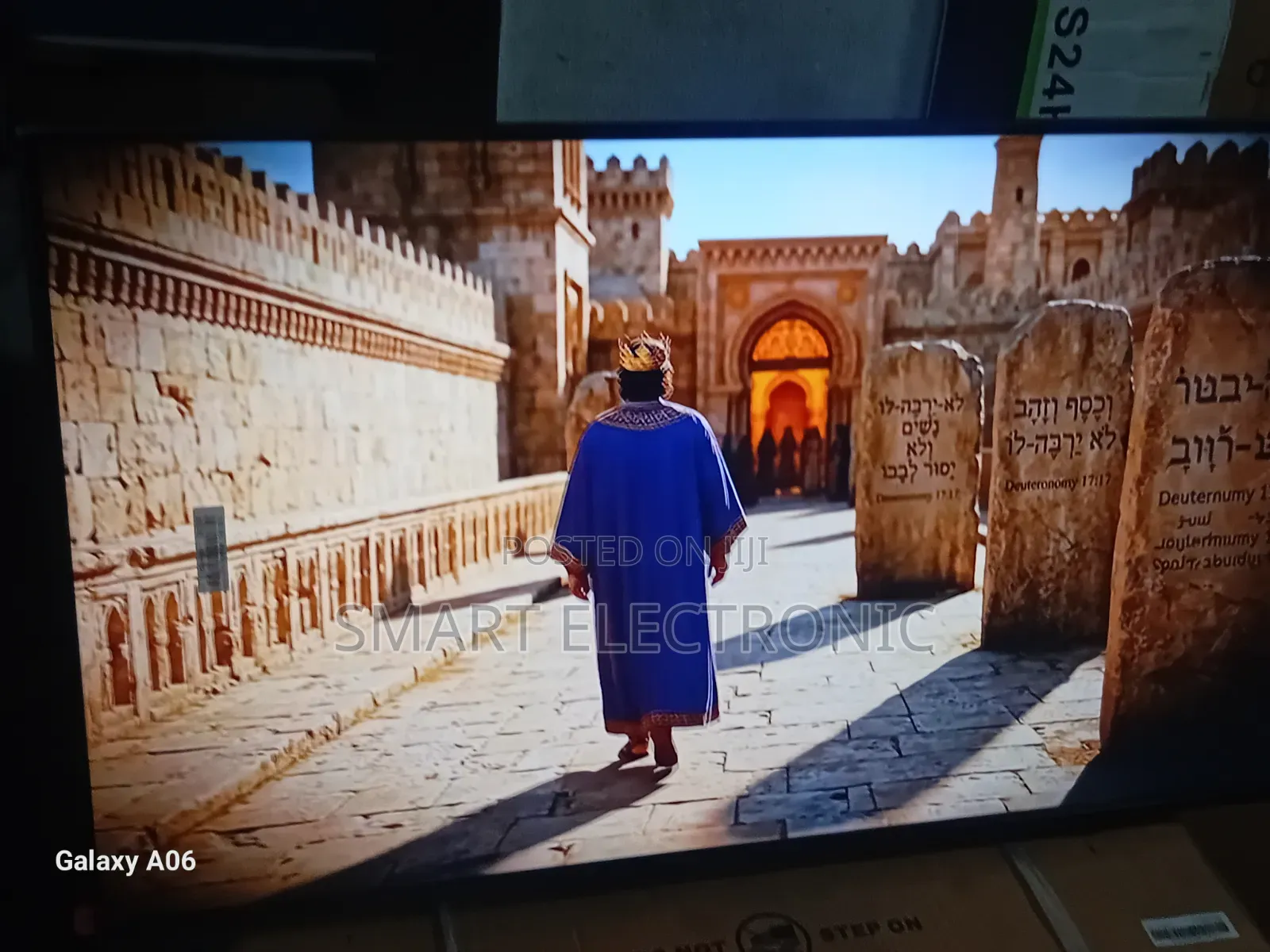 Samsung 43” Led Smart Television With HDR
