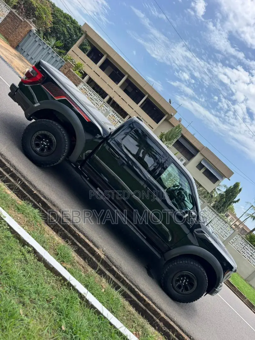 Ford F-150 Raptor 2022 Black