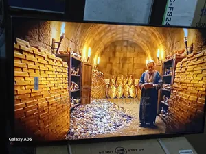 Samsung 43” Premium Crystal Uhd Television