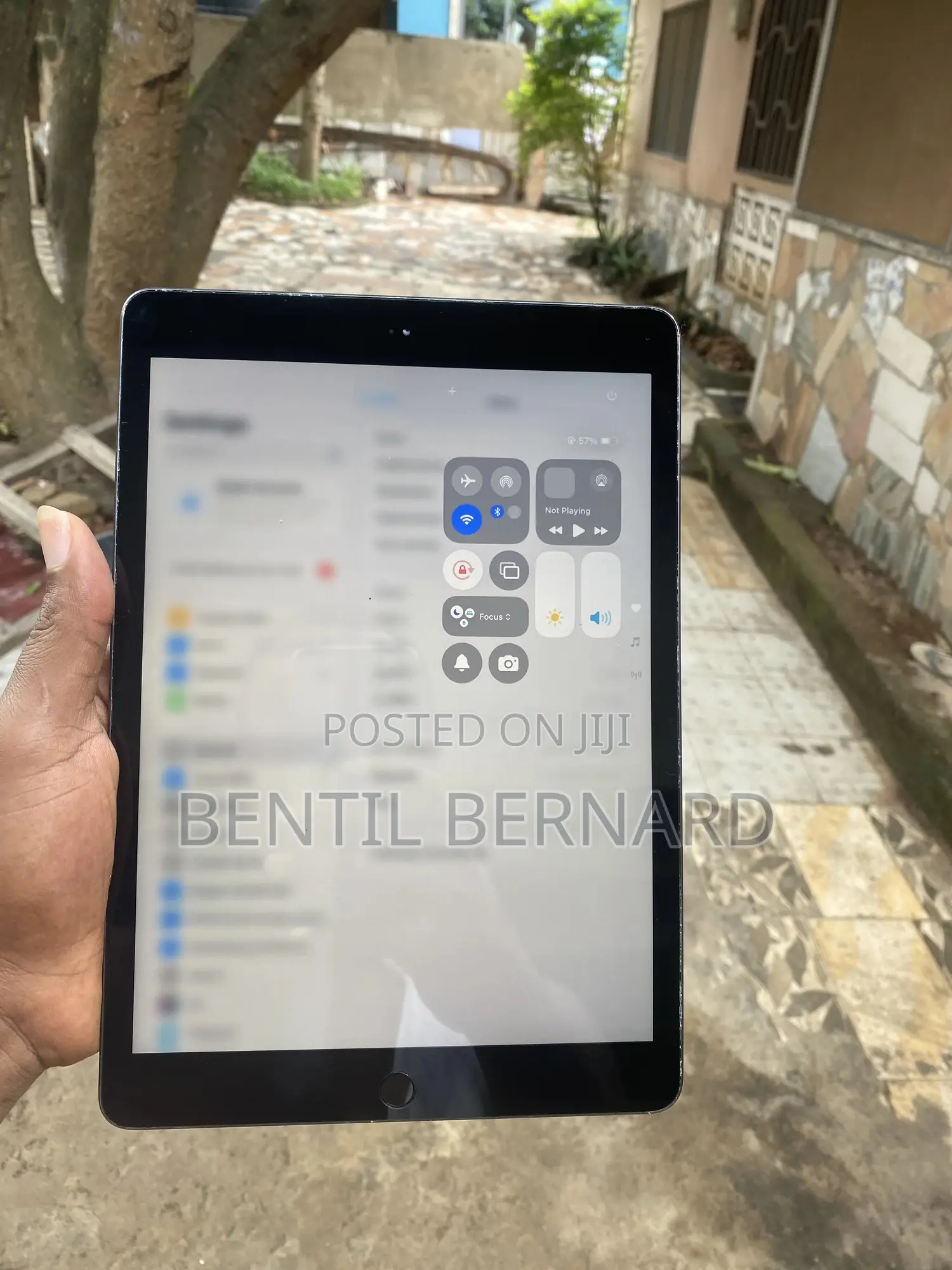 Apple iPad 10.2 (2019) 32 GB Gray