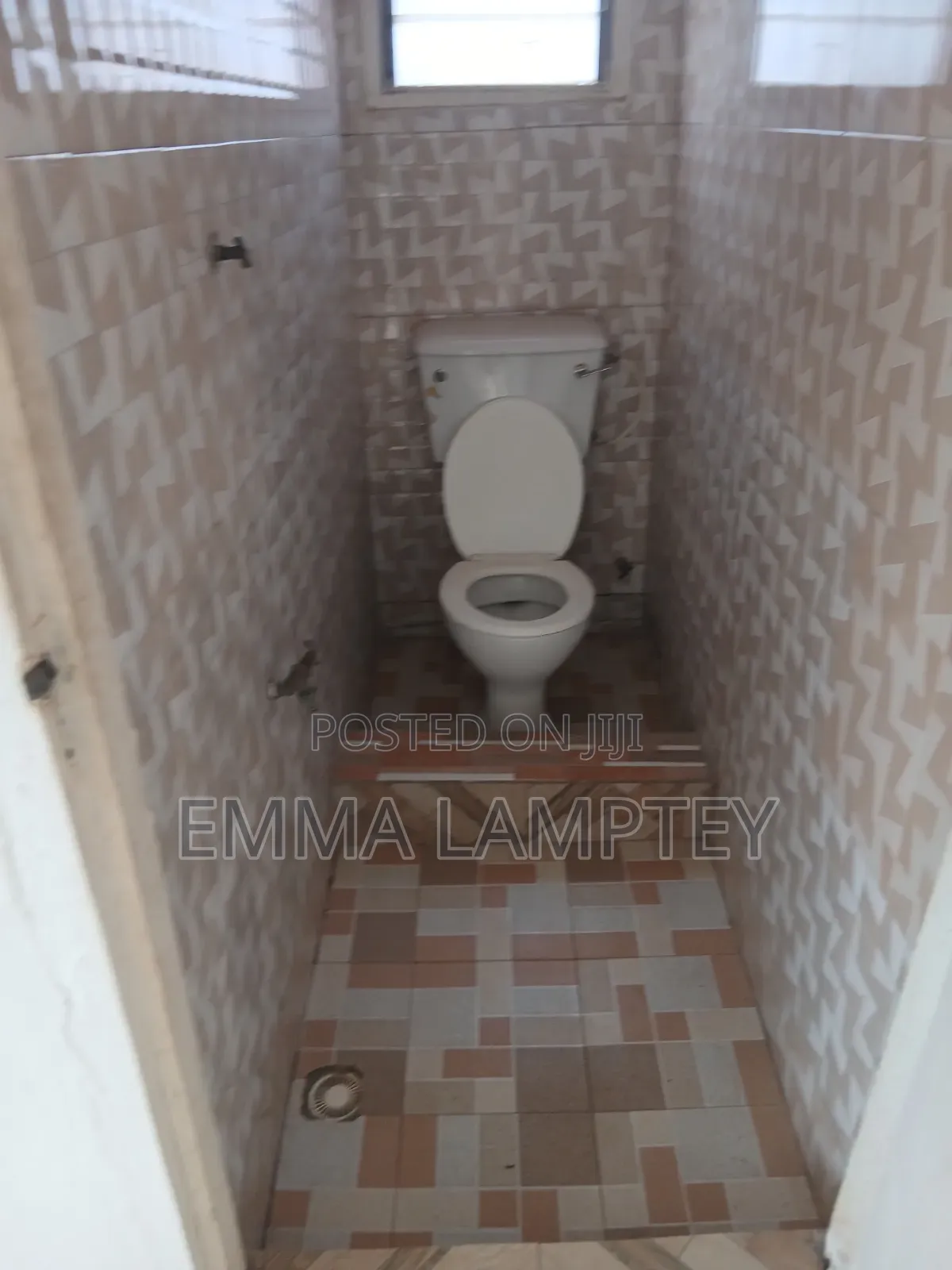 1bdrm Apartment in Singleroom  Self, North Kaneshie for rent