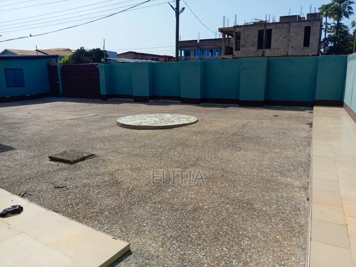 4bdrm House in Taifa, Market for sale
