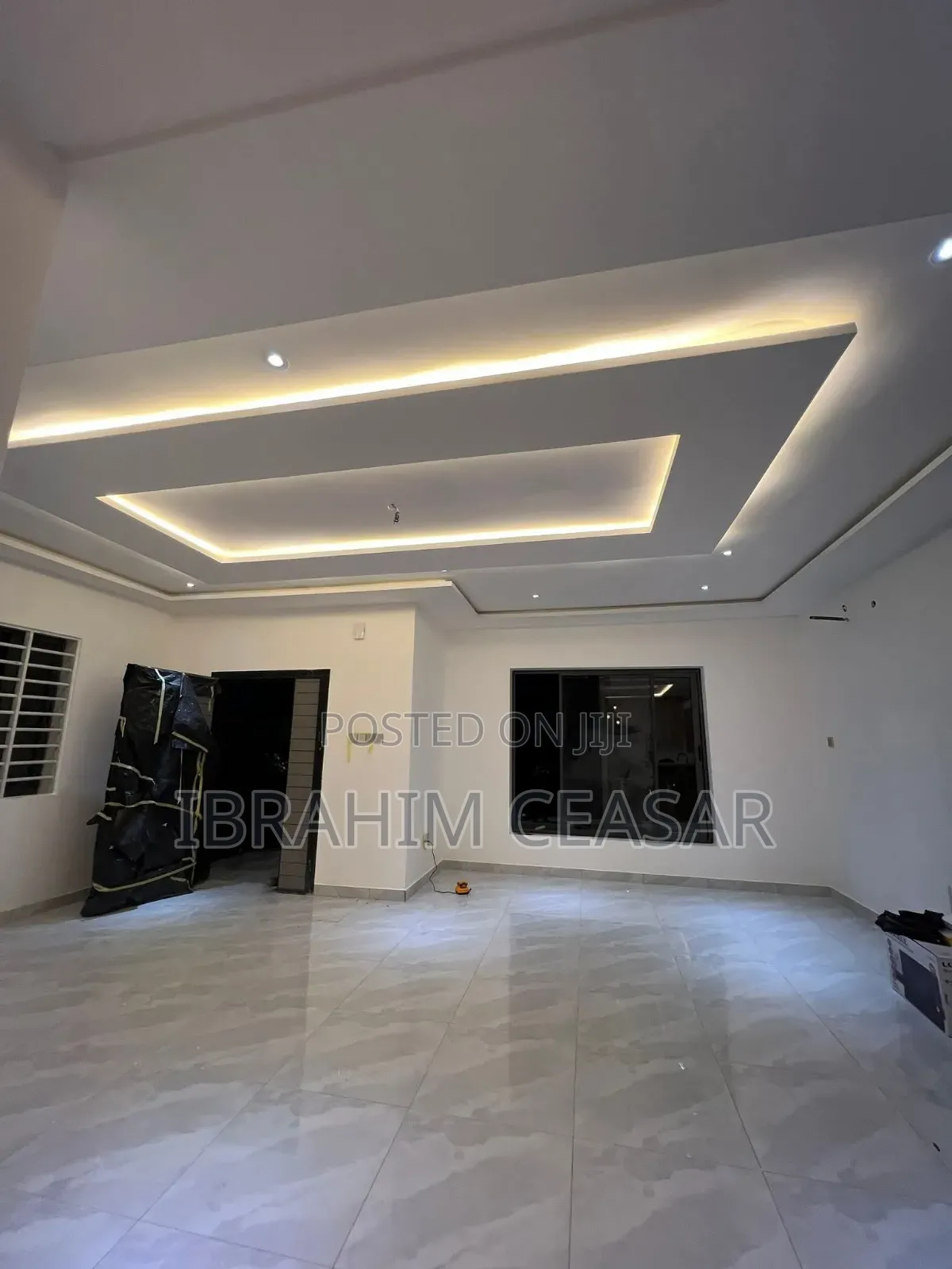 3bdrm House in Ajingano, School Junction for sale
