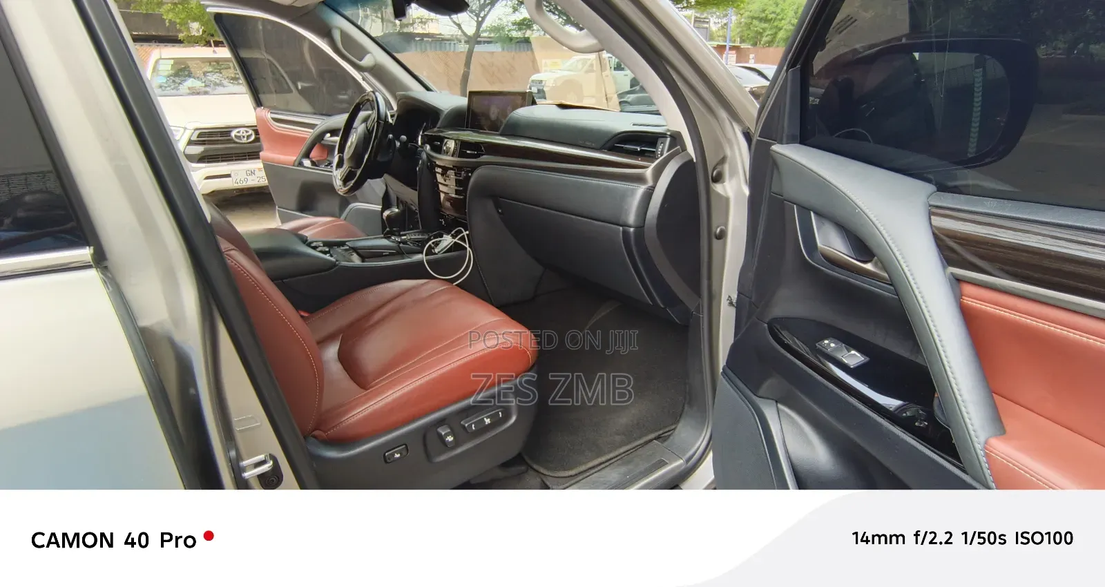 Lexus LX 570 AWD 2020 Gold