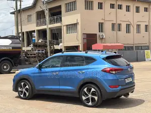 Hyundai Tucson 2015 Blue