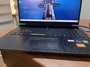 Laptop 16GB Intel Core i9 SSD 1T