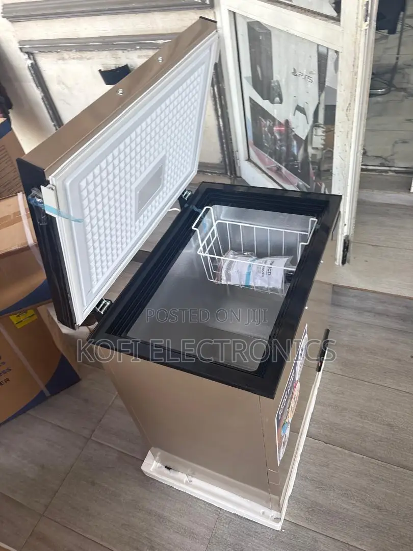 Spacious 150l Chest Freezer Perfect for Commercial Home Use